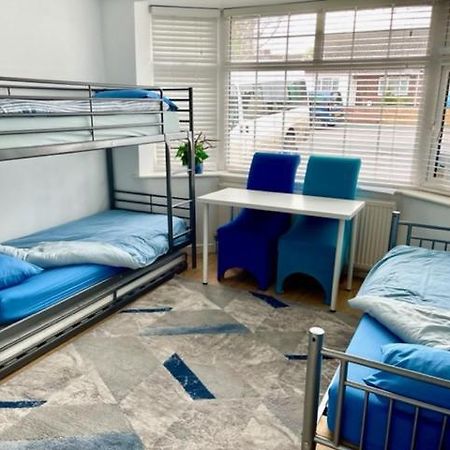 Warmley Barrs Court Beds B&B 외부 사진