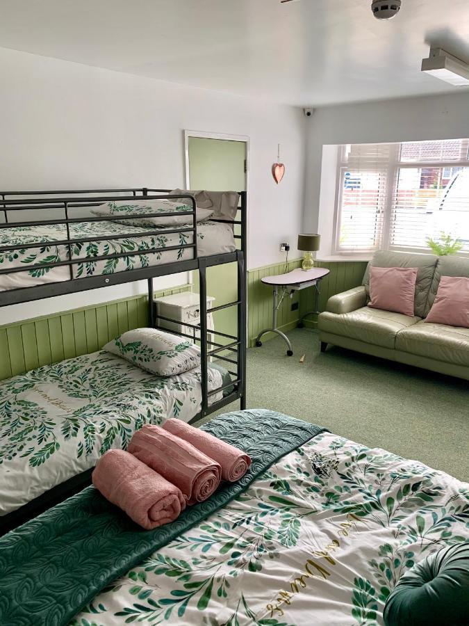 Warmley Barrs Court Beds B&B 외부 사진