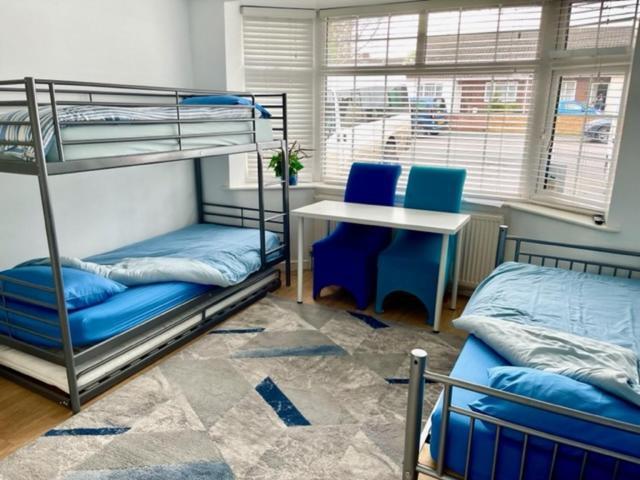 Warmley Barrs Court Beds B&B 외부 사진